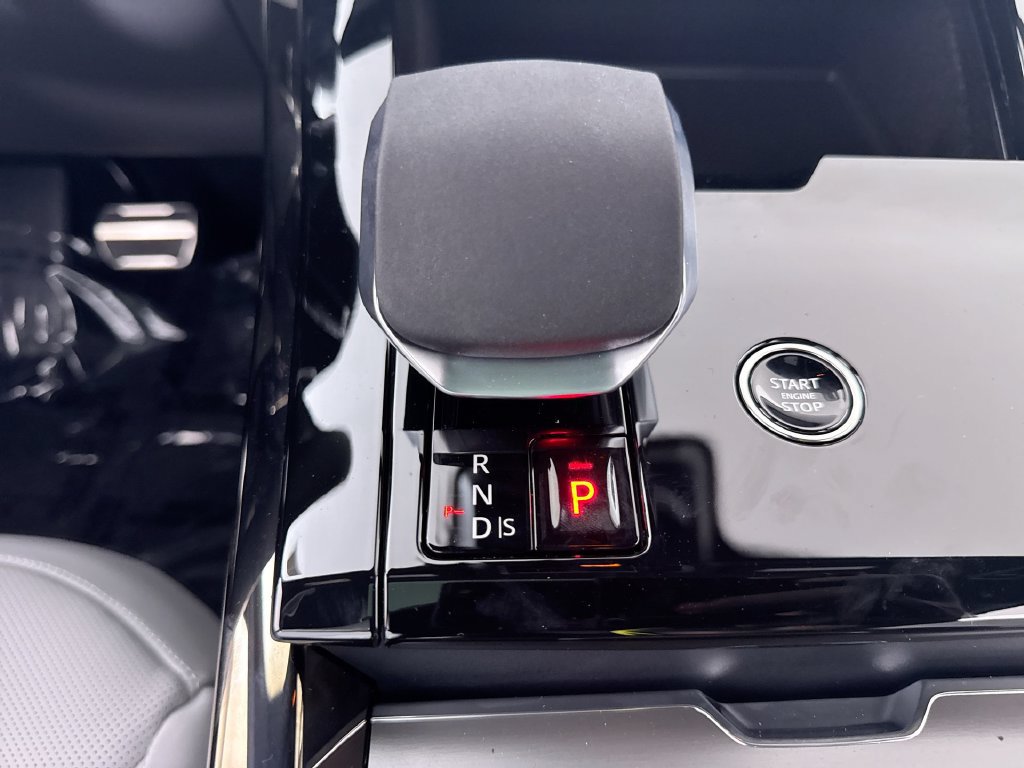New 2026 Land Rover Range Rover Sport Dynamic SE AWD/4WD image 18