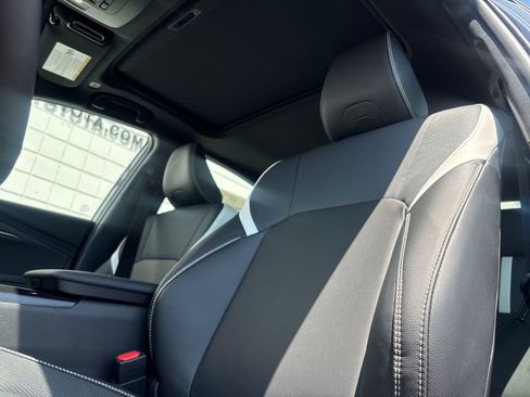 New 2026 Toyota Camry SE FWD image 11