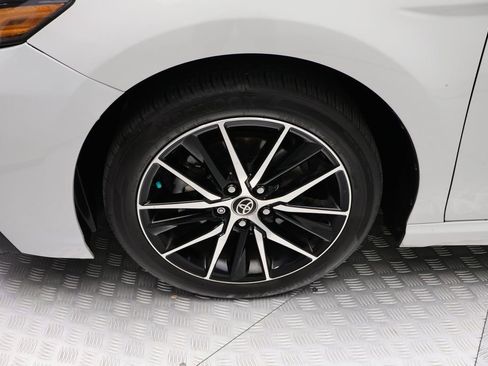 Certified 2023 Toyota Camry SE image 4