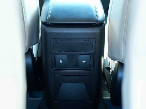 Used 2024 Ford Explorer XLT w/ Equipment Group 202A AWD/4WD image 12