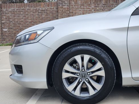 Used 2014 Honda Accord LX image 10