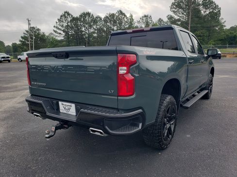 Used 2025 Chevrolet Silverado 1500 LT Trail Boss w/ LT Trail Boss Premium Package AWD/4WD image 3