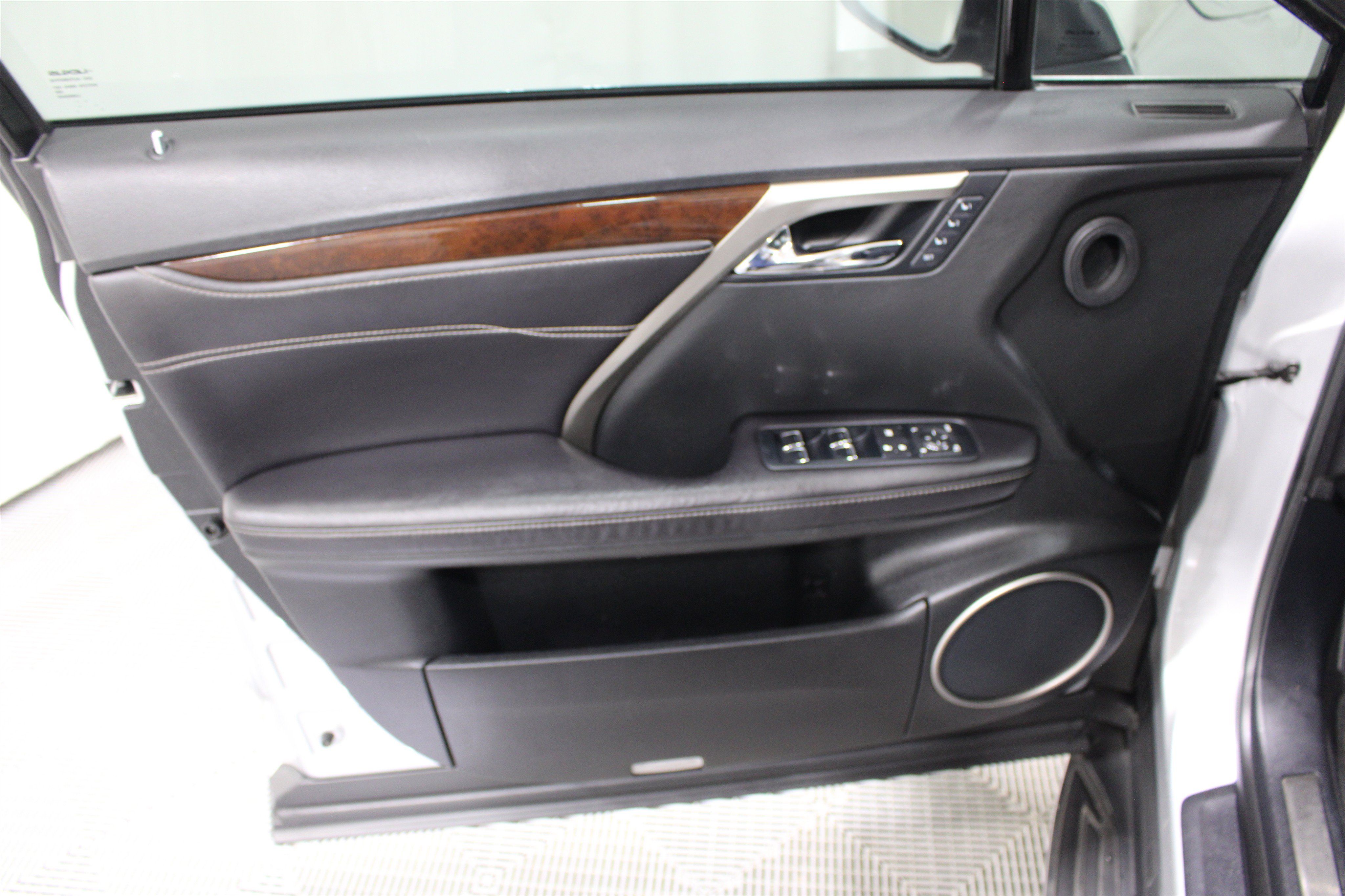 Used 2016 Lexus RX 350 FWD w/ Premium Package image 6