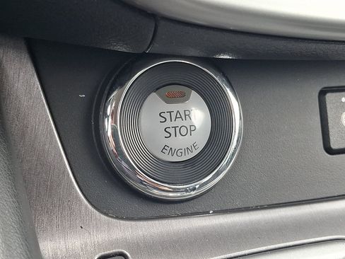Used 2022 Nissan Murano S AWD/4WD image 21