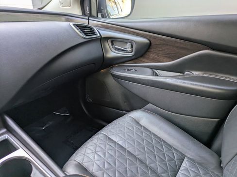 Used 2023 Nissan Murano Platinum w/ Cargo Package FWD image 19