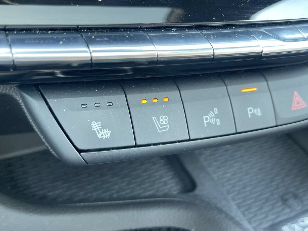 Certified 2025 Cadillac CT5 Premium Luxury w/ Technology Package AWD/4WD image 20