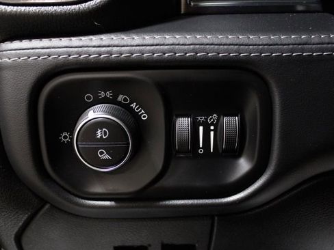 Used 2022 RAM 2500 Limited image 41