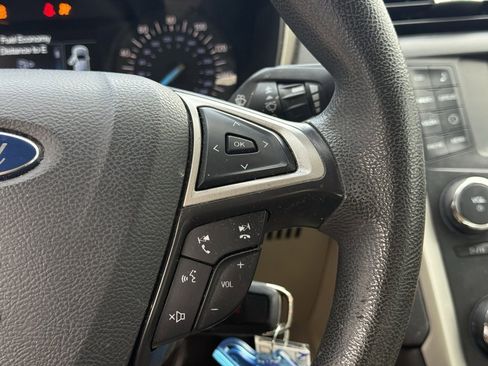 Used 2014 Ford Fusion SE image 16