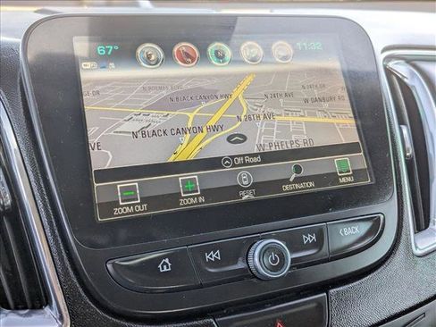 Used 2018 Chevrolet Malibu Hybrid w/ Leather Package image 13