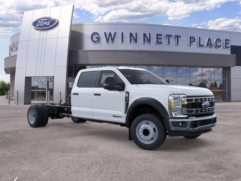 New 2026 Ford F450 XL w/ XL Chrome Package RWD image 39