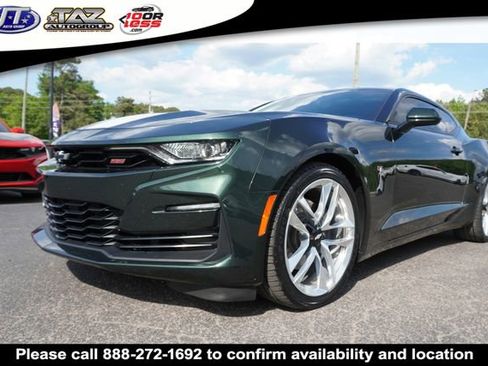 Used 2020 Chevrolet Camaro SS RWD image 4