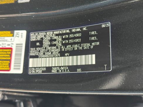 Used 2025 Lexus TX 500h AWD w/ Technology Package image 46