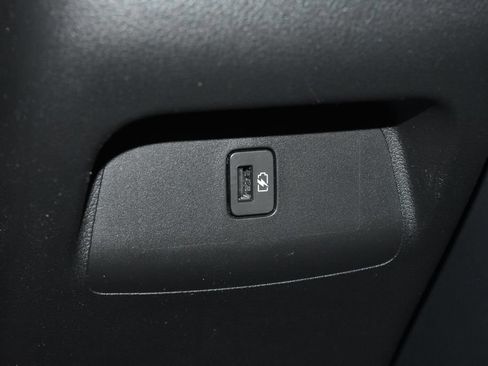 Certified 2025 Nissan Sentra SV w/ Lighting Package FWD image 18