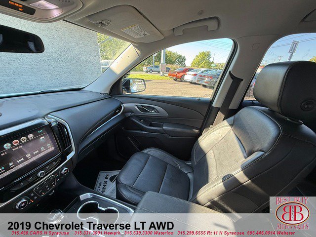 Used 2019 Chevrolet Traverse LT w/ LPO, Blackout Package AWD/4WD image 21