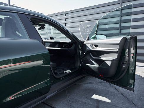 Used 2025 Porsche Taycan Turbo S w/ Premium Package image 24