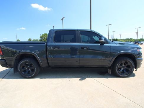 Used 2025 RAM 1500 Big Horn AWD/4WD image 4