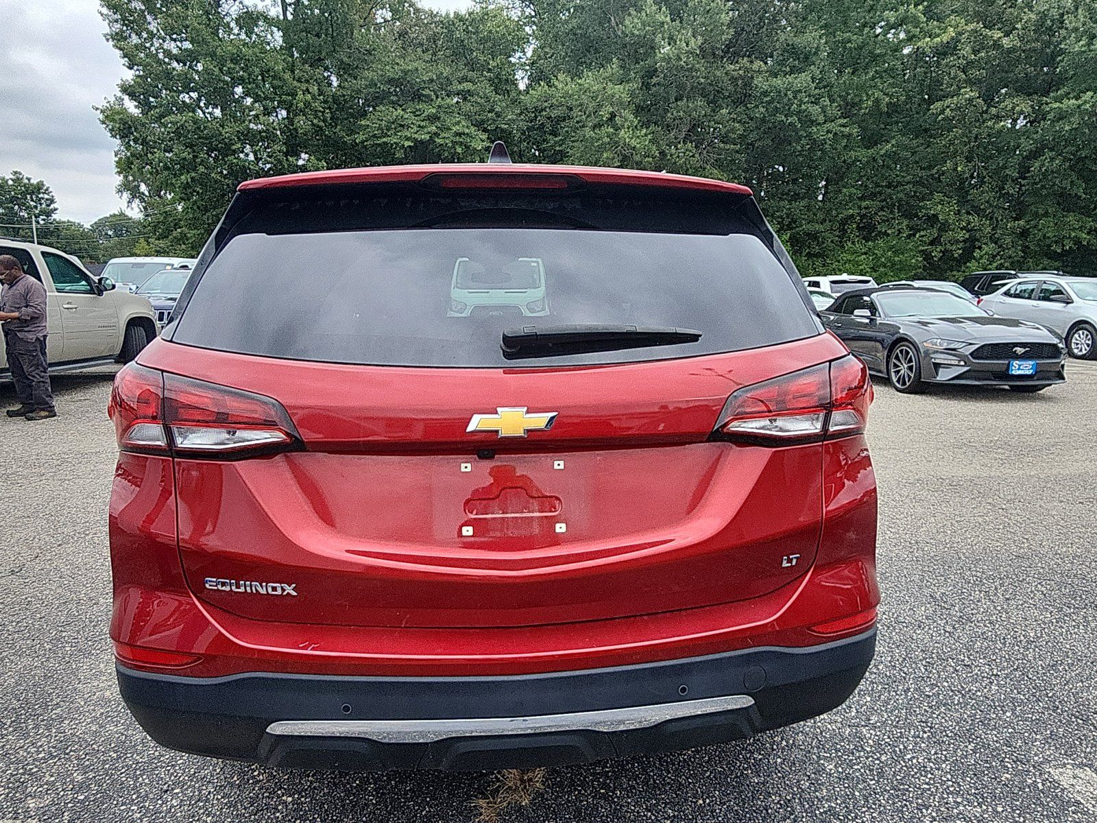 Used 2024 Chevrolet Equinox LT FWD image 4