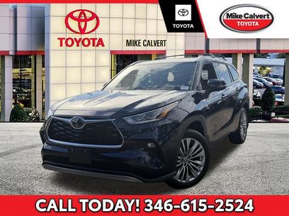 Used 2025 Toyota Highlander Platinum