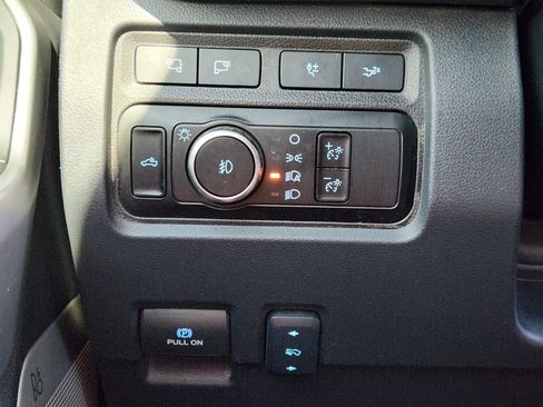 Used 2024 Ford F350 Lariat w/ Lariat Ultimate Package AWD/4WD image 21