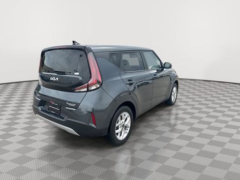 Used 2025 Kia Soul LX w/ LX Technology Package image 10
