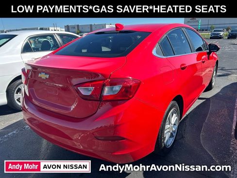 Used 2018 Chevrolet Cruze LT w/ LT Fleet Convenience Package FWD image 3
