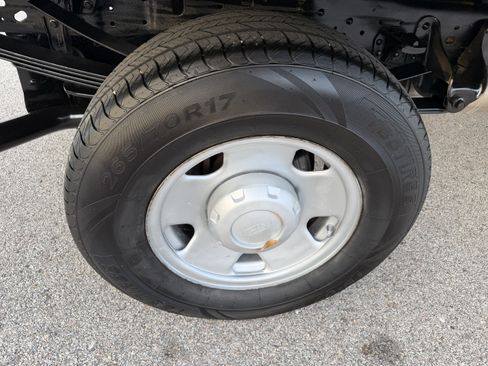 Used 2005 Ford F250 XL RWD image 18