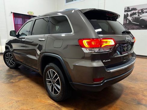 Used 2019 Jeep Grand Cherokee Limited AWD/4WD image 2