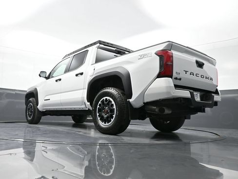 Certified 2024 Toyota Tacoma TRD Off-Road w/ TRD Off Road Premium Package AWD/4WD image 30