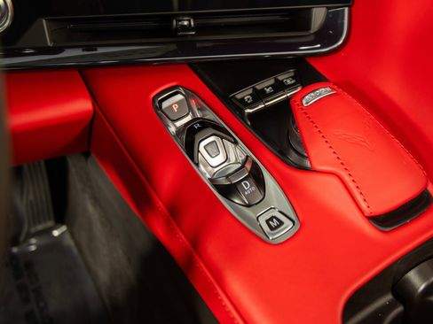 Used 2023 Chevrolet Corvette Stingray Premium Conv w/ Z51 Performance Package image 37