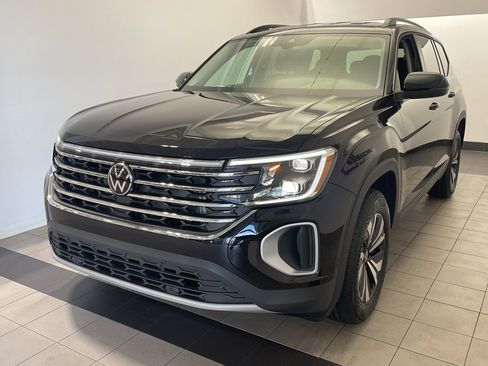 New 2026 Volkswagen Atlas SE image 3