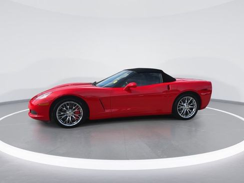 Used 2011 Chevrolet Corvette Convertible w/ 1LT image 9