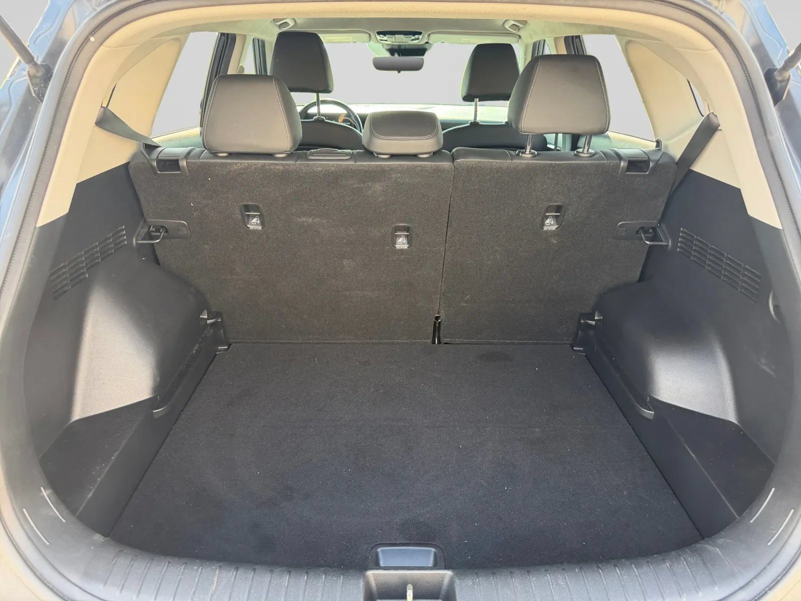 Used 2024 Kia Seltos EX FWD image 27