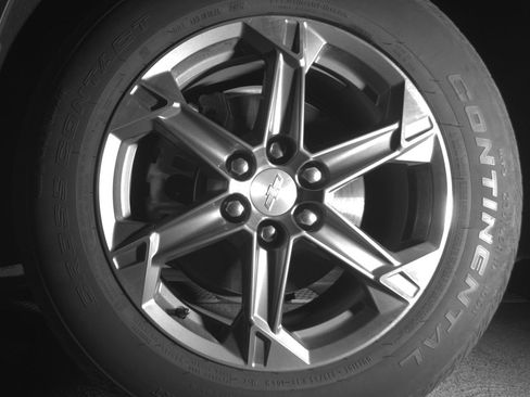 Used 2025 Chevrolet Blazer LT FWD image 12
