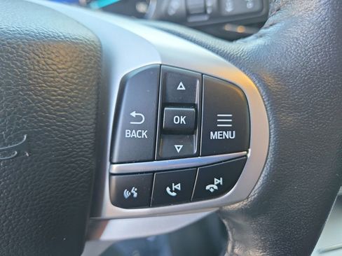 Used 2022 Ford Explorer XLT w/ Equipment Group 202A image 20