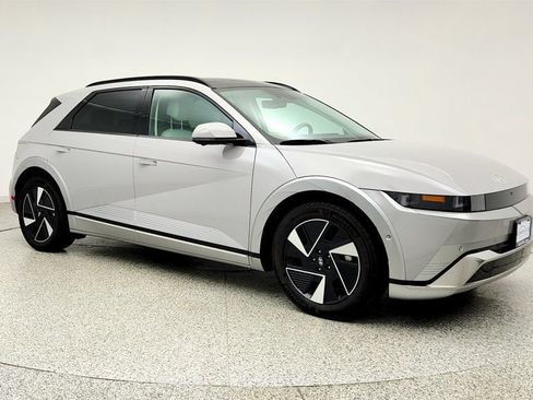 Used 2025 Hyundai Ioniq 5 Limited RWD image 3