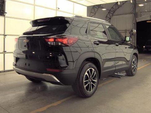 Used 2026 Chevrolet TrailBlazer LT w/ Convenience Package image 2