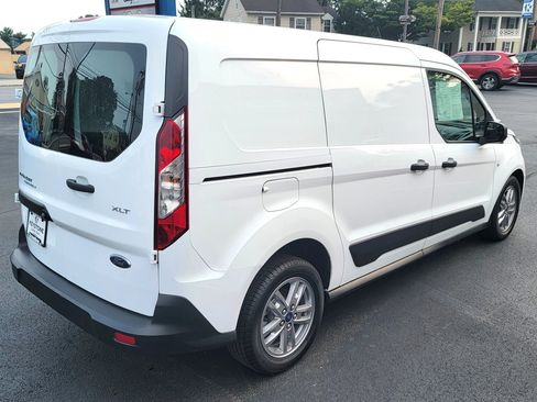 Used 2023 Ford Transit Connect XLT FWD image 5