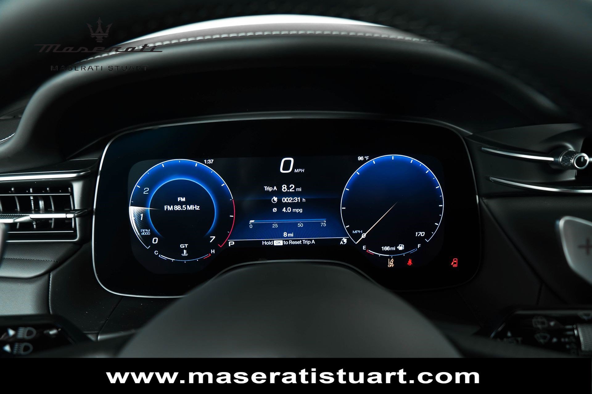 Used 2025 Maserati Grecale Modena AWD/4WD image 28