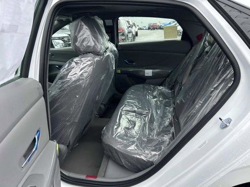 New 2026 Hyundai Elantra SEL Sport Premium image 6