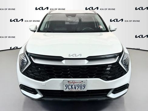 Used 2023 Kia Sportage EX AWD/4WD image 2