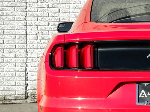 Used 2016 Ford Mustang V6 Coupe 2D image 35