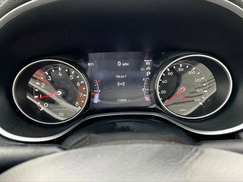 Used 2019 Jeep Compass Limited image 20