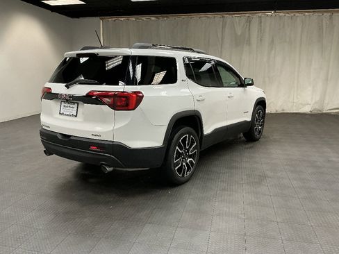 Used 2019 GMC Acadia SLT w/ Black Edition image 5