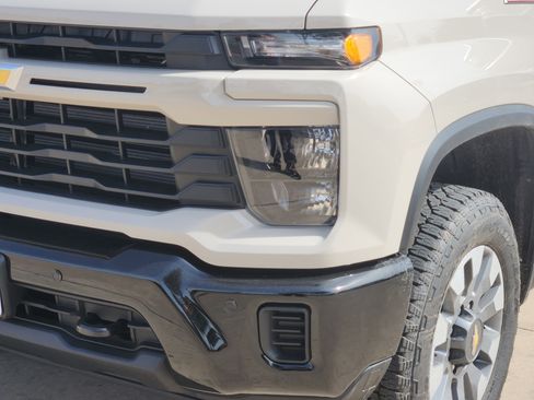 New 2026 Chevrolet Silverado 2500 Custom w/ Custom Value Package image 17