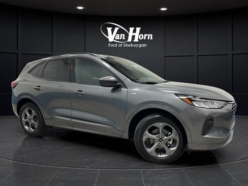 Used 2024 Ford Escape ST-Line w/ Tech Pack #1 AWD/4WD image 1