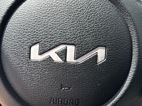 New 2025 Kia Soul LX w/ LX Technology Package image 25