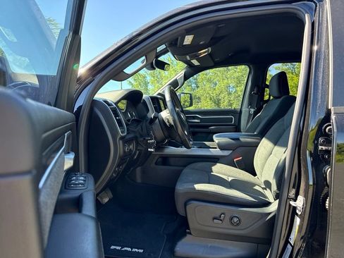 Used 2020 RAM 1500 Big Horn AWD/4WD image 9