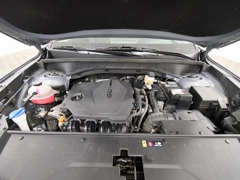 Certified 2023 Kia Sorento S w/ Panoramic Sunroof Package image 12