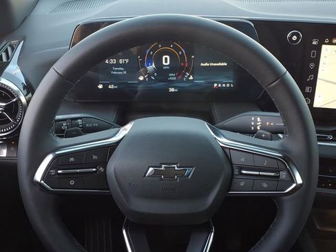 New 2026 Chevrolet Equinox LT w/ Convenience Package II FWD image 14