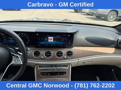 Used 2023 Mercedes-Benz E 350 4MATIC Sedan image 17